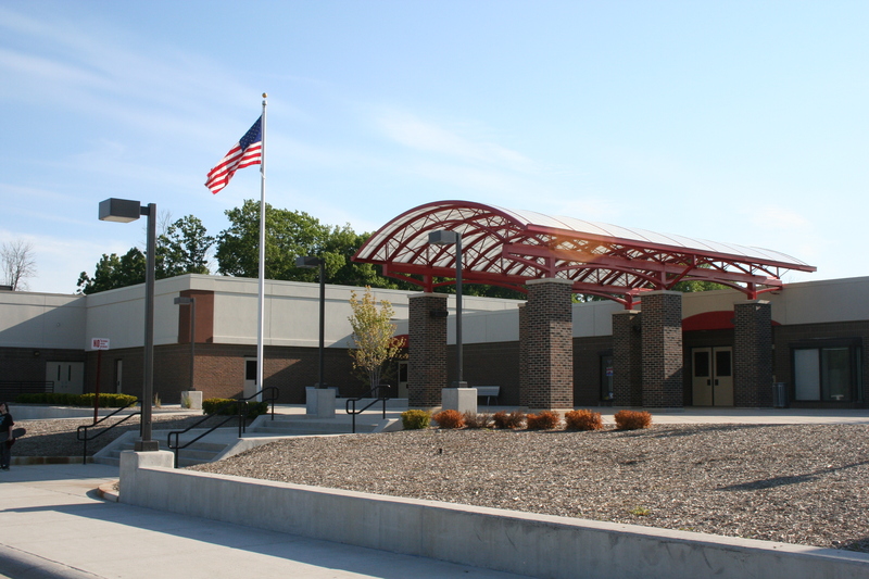 Holly Middle School Image